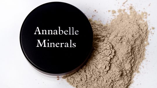 annabelle-minerals_primer_baza-pod-podklad-mineralny